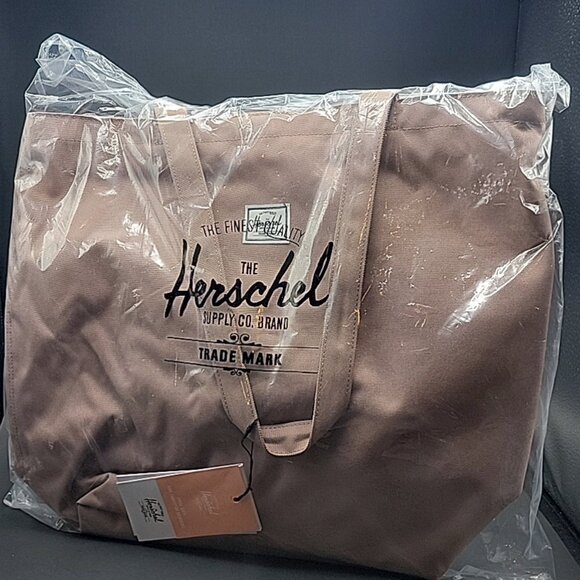 Herschel Supply Co. Mica Tote Ash Rose NWT 15"H x 18"W x 6"D, 11" Handle drop - Picture 5 of 8